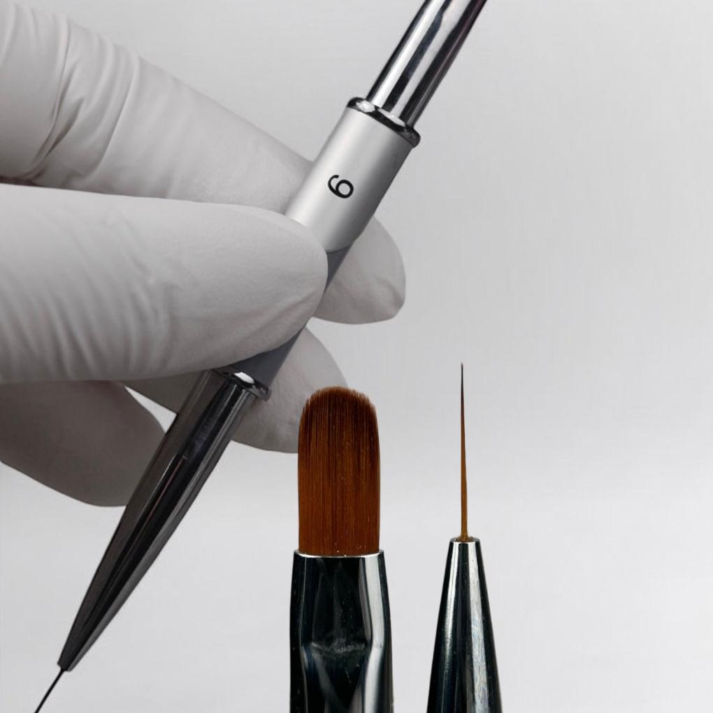 SAGA Professional Double-sided Brush No. 9 Gel+Liner