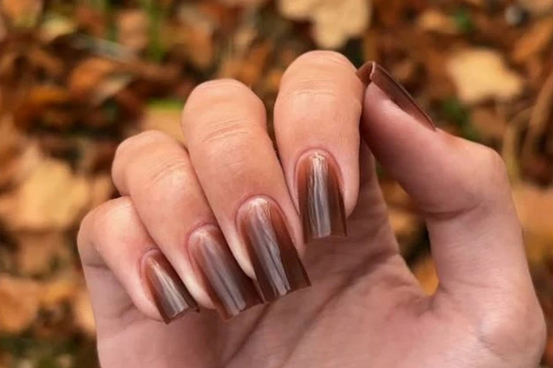 Autumn 2026 manicure with glossy chocolate brown builder gel on square nails