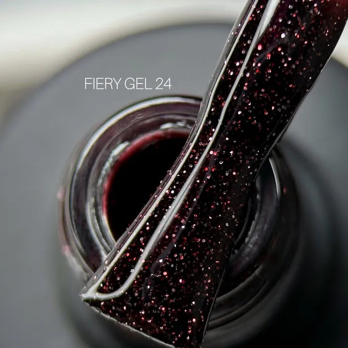 SAGA Professional Gel Polish Fiery Gel 24, 9 ml