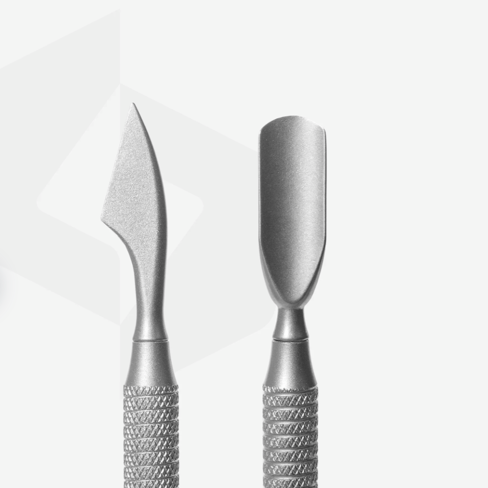 Stainless steel dual-ended cuticle pusher manicure tool for nail care