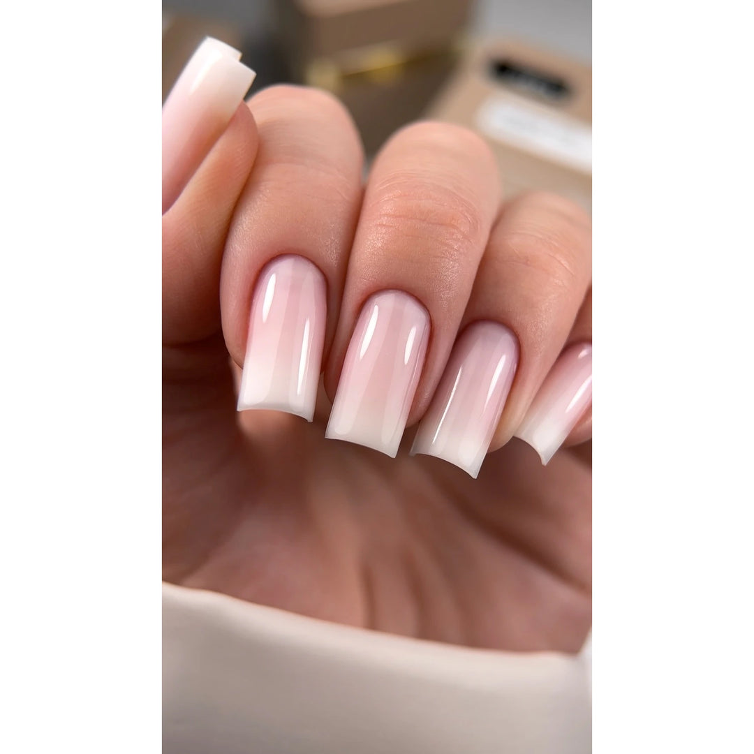 HEYLOVE Frame gel de construction avec pompe FIRST DATE, 30 ml, rose-laiteux chaud et délicat