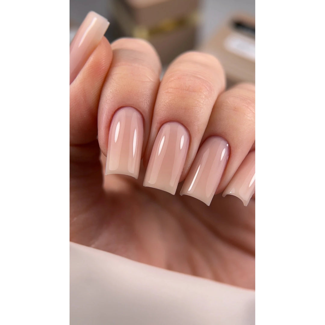 HEYLOVE Frame Builder Gel with Pump LIGHT NUDE, 30 ml, warm light beige (natural-looking)