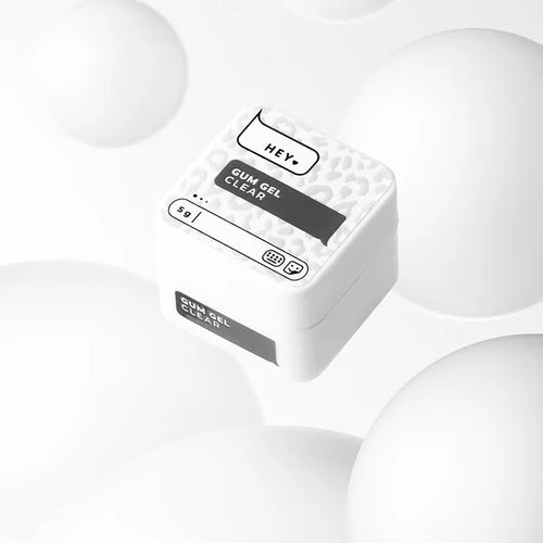 Clear gum gel container for nails, 5g, on a white background with bubble design.