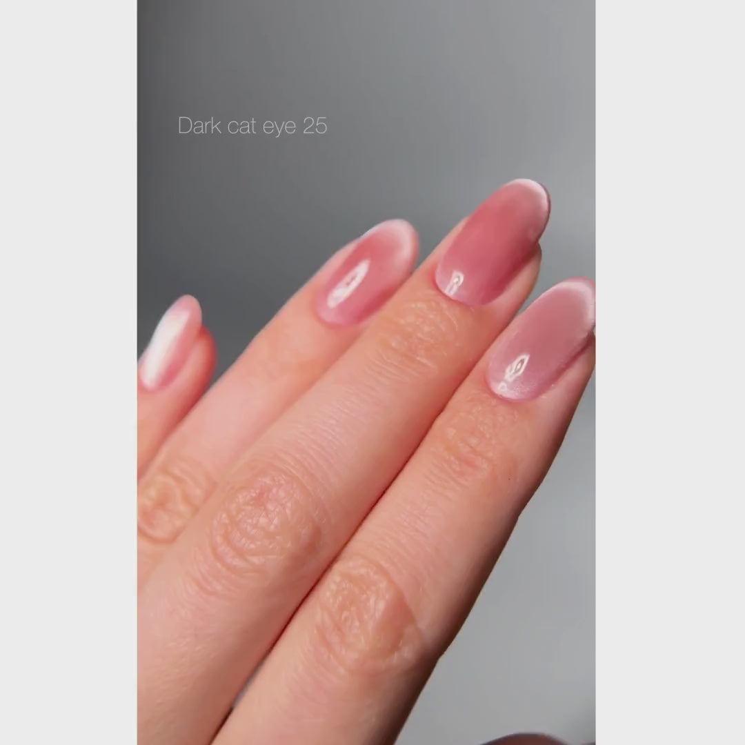 Dark Gel Polish Cat Eye 25, 10 ml